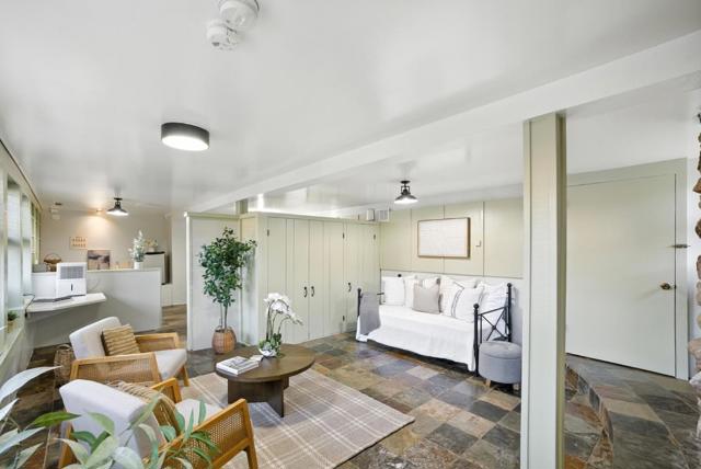600 Martin Street, Monterey CA: https://media.crmls.org/mediaz/7c4620da-3119-4c1b-961d-6c3818ba8711.jpg