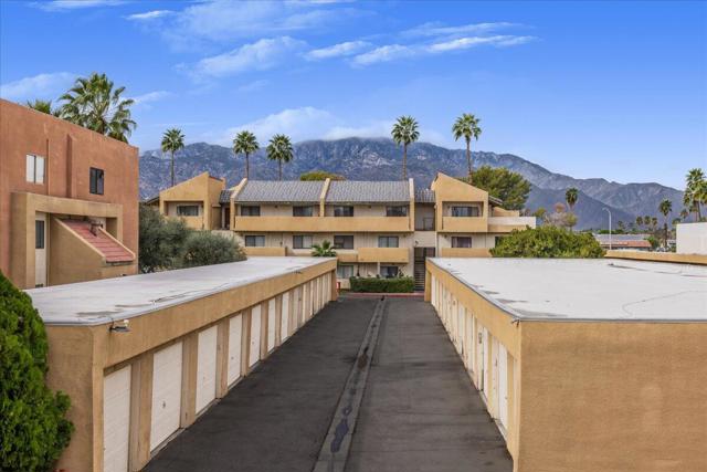 Image 23 of 42 For 32200 Cathedral Canyon Drive 89