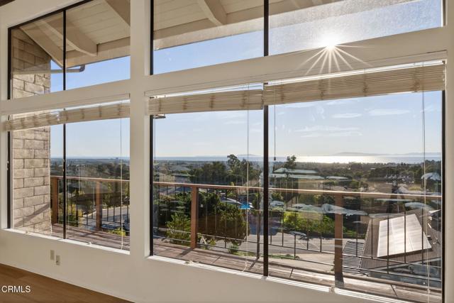 Detail Gallery Image 20 of 79 For 4149 Foothill Rd, Ventura,  CA 93003 - 4 Beds | 3 Baths