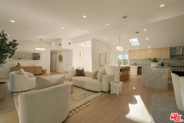 20877 Kelvin Place photo 10