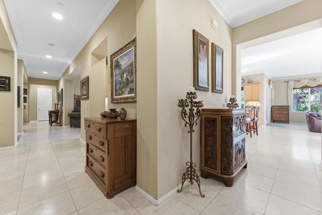 Detail Gallery Image 17 of 73 For 15141 Post Oak Ln, El Cajon,  CA 92021 - 3 Beds | 3/1 Baths