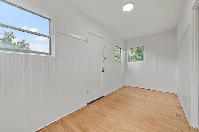 320 N 11th Street, San Jose CA: https://media.crmls.org/mediaz/7c481ac2-3387-462f-89cb-a7e65cfc7633.jpg