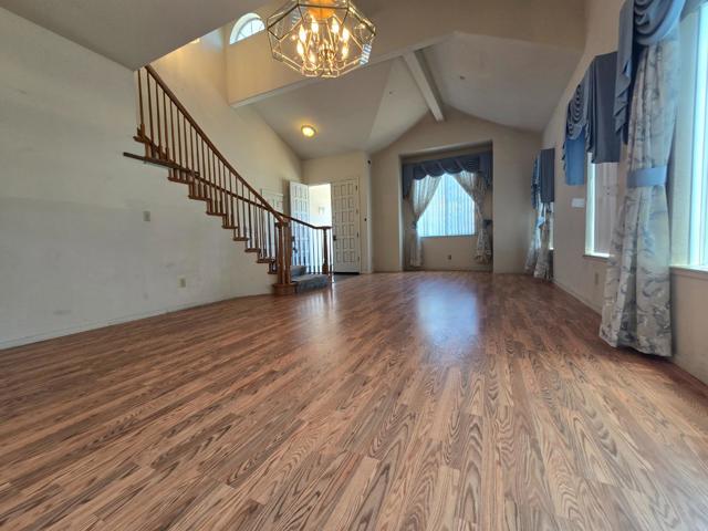 1204 Pickford Way, Salinas CA: https://media.crmls.org/mediaz/7c4963e8-4847-419b-b33f-deb8053de3df.jpg