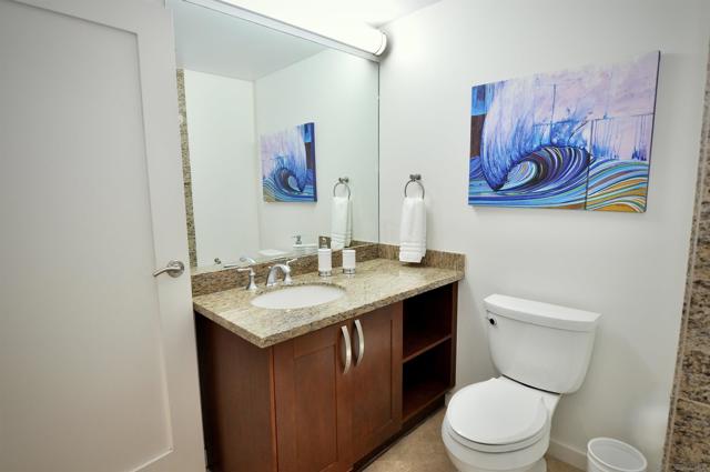 5410 La Jolla Blvd., La Jolla CA: https://media.crmls.org/mediaz/7c4a404c-9b11-471d-b978-25925d6c5c03.jpg