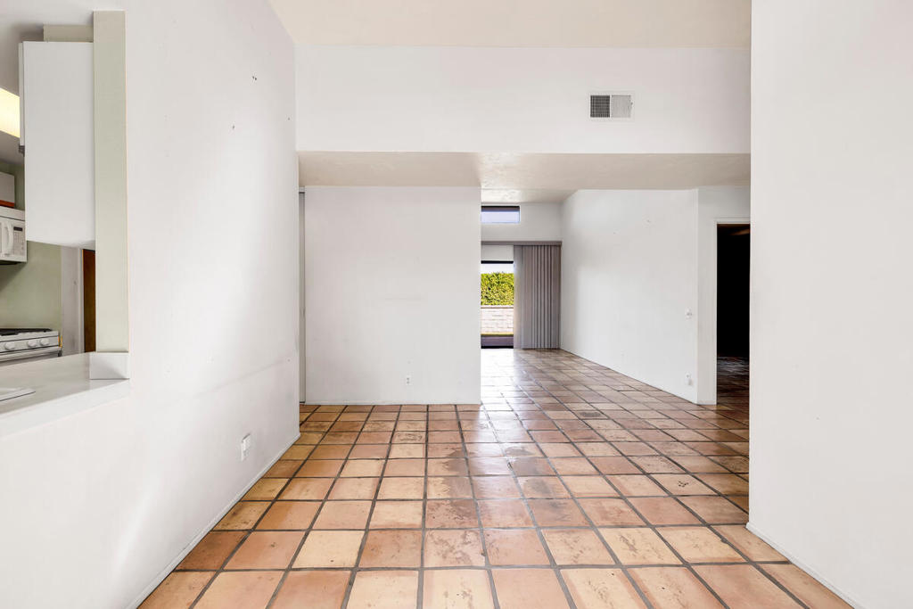 MLS #219137230PS image #11