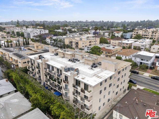 1450 S Beverly Drive, Los Angeles CA: https://media.crmls.org/mediaz/7c4a8b05-a8ac-4f6c-808f-281c5f6d79fb.jpg