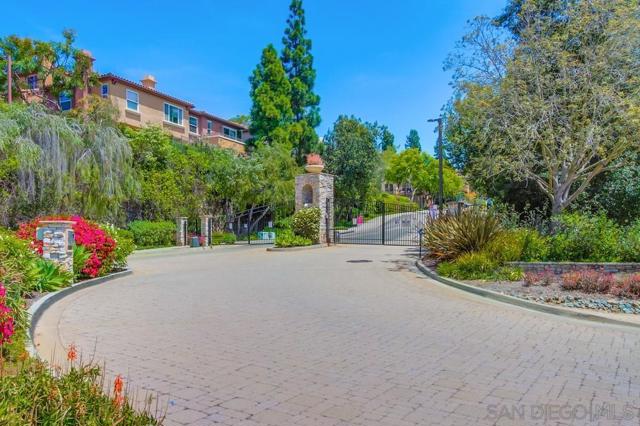 1184 Highbluff Ave, San Marcos CA: https://media.crmls.org/mediaz/7c4bd016-e55f-4a71-ae73-5d635c4b8f7c.jpg