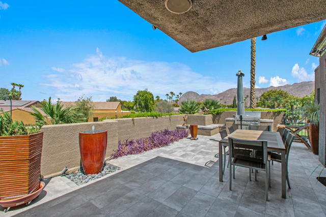 73698 Irontree Drive, Palm Desert CA: https://media.crmls.org/mediaz/7c4be4dc-13d2-41ed-94b8-c802fe1cafb1.jpg