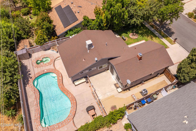 3268 Hilldale Avenue, Simi Valley CA: https://media.crmls.org/mediaz/7c4cff0b-1677-4eb6-8e99-a5bed9101f26.jpg