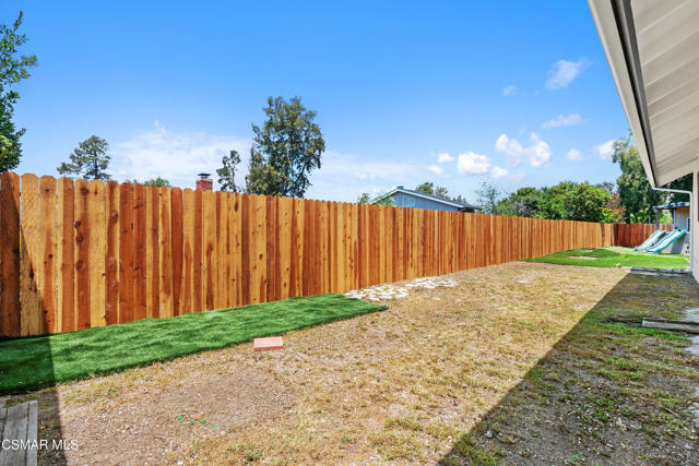 951 Tapies Court, Newbury Park CA: https://media.crmls.org/mediaz/7c4de868-ce83-42db-b0a1-7f4caee86c98.jpg