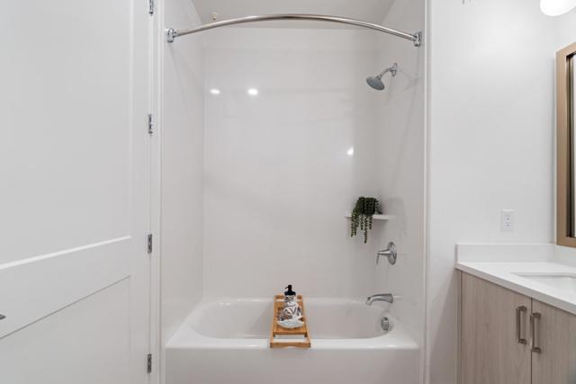 45128 Warm Springs Boulevard, Fremont CA: https://media.crmls.org/mediaz/7c4ff69e-7c5e-4e7e-9d6e-129ba9a8e932.jpg