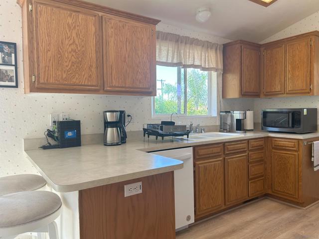 1120 S Broadway, Escondido CA: https://media.crmls.org/mediaz/7c51330e-e94e-46bc-b1bc-d0abfe38b3c7.jpg