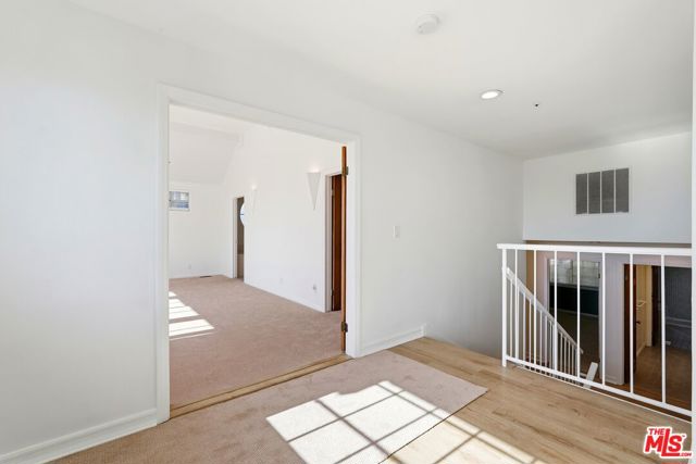31763 Cottontail Lane, Malibu CA: https://media.crmls.org/mediaz/7c5160ce-3a21-41f6-84f6-c50236ac255b.jpg