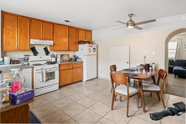 Image 17 of 43 For 3016 Suncrest Drive