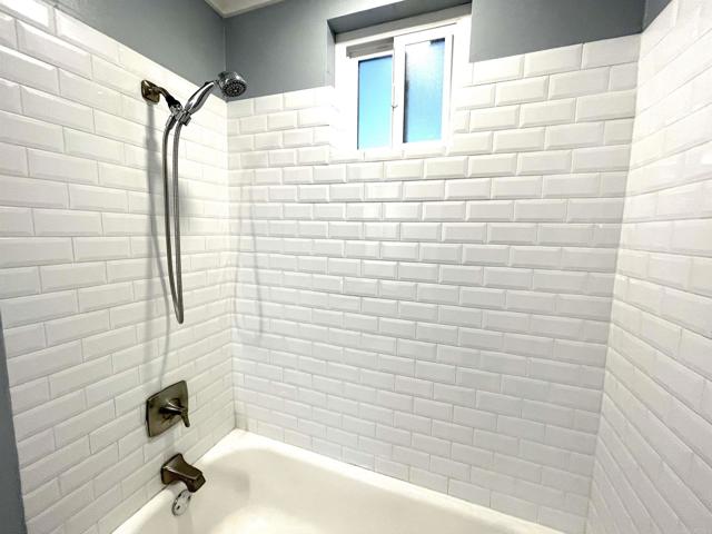 1758 El Cajon Lane, Ramona CA: https://media.crmls.org/mediaz/7c54700e-2872-40c3-89b9-a051956eab39.jpg