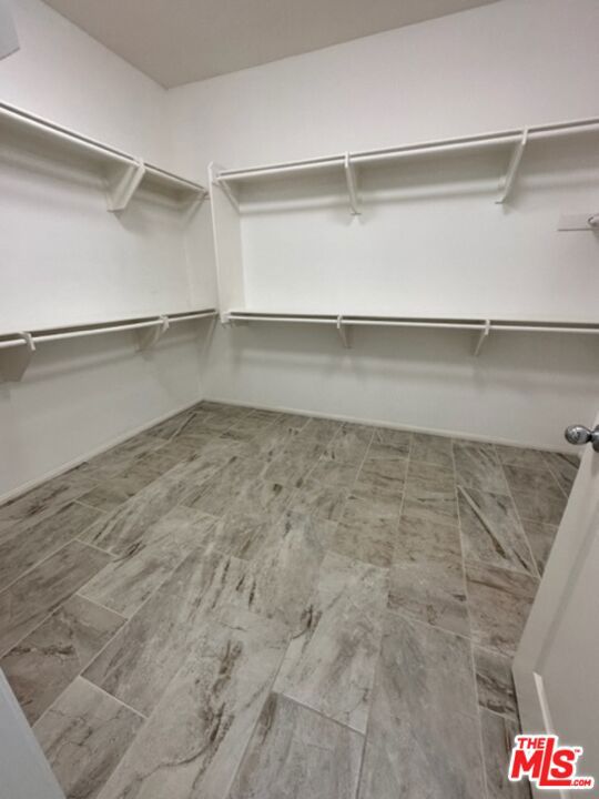 Master walking closet