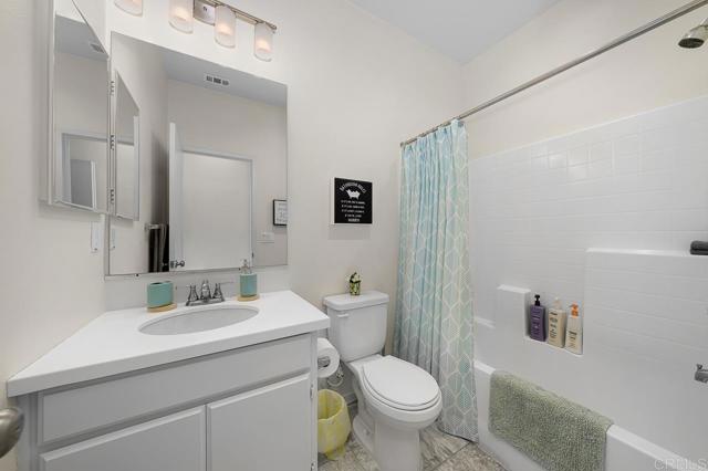 Detail Gallery Image 13 of 22 For 1214 Biltmore Pl #1,  Chula Vista,  CA 91913 - 2 Beds | 2 Baths