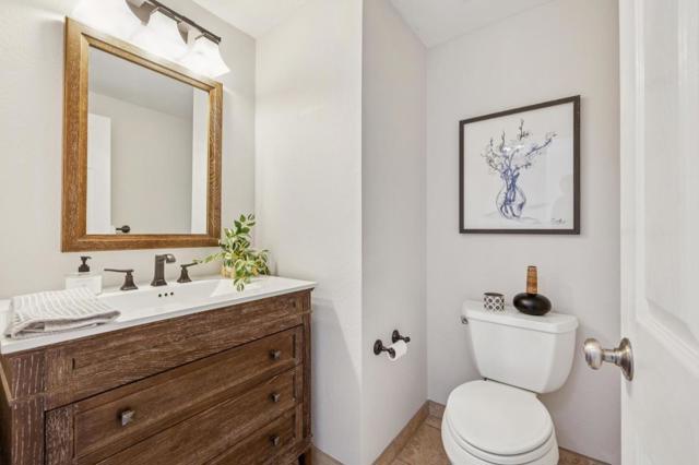 607 Stonegate, South San Francisco CA: https://media.crmls.org/mediaz/7c55bb80-f008-4f01-a9e7-5212d6cf6032.jpg