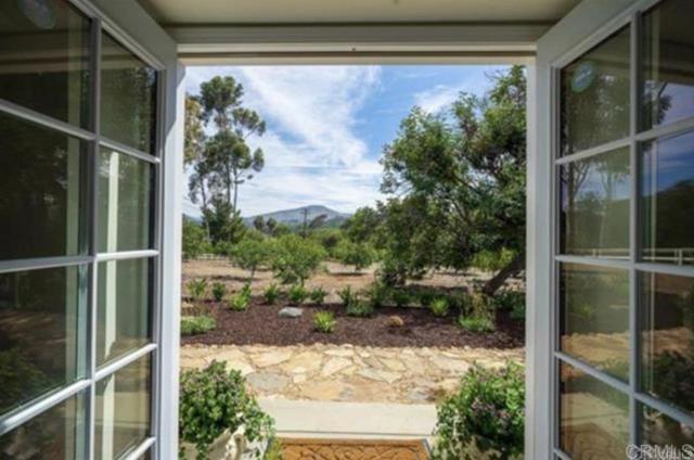 Detail Gallery Image 4 of 10 For 6416 Lago Lindo #GUEST HOUSE,  Rancho Santa Fe,  CA 92067 - 2 Beds | 2 Baths