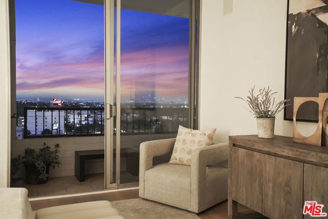 1100 Alta Loma Road, West Hollywood CA: https://media.crmls.org/mediaz/7c561bc5-aff8-4148-aa90-97536590fe53.jpg