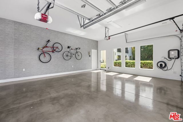 Drew Fenton | 10472 Revuelta Way Los Angeles CA | MLS: 7135109