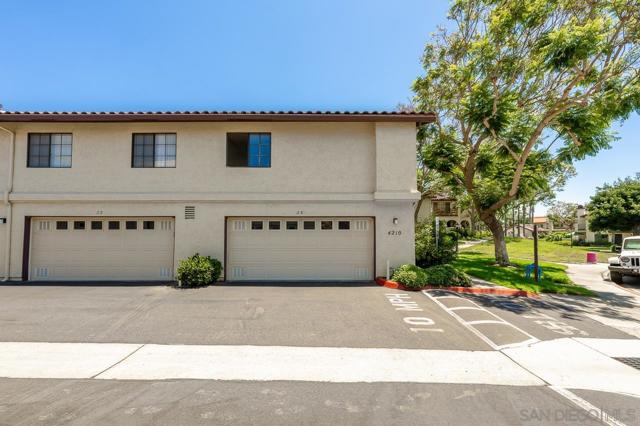 4210 Porte De Palmas, San Diego CA: https://media.crmls.org/mediaz/7c57f8bf-2dbf-4bc4-86a2-86ff53b64862.jpg