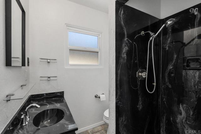 10720 Eureka Rd, Spring Valley CA: https://media.crmls.org/mediaz/7c594f4b-d6d9-44b8-8a23-3a145a8ea734.jpg