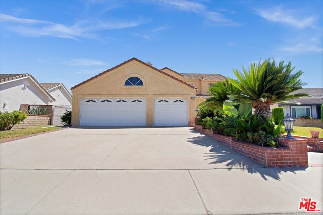 350 Foxboro Drive, Walnut CA: https://media.crmls.org/mediaz/7c5a2442-aaf4-4c1d-8453-60211e9fc872.jpg