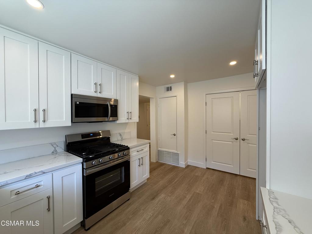 635 E Elmwood Avenue 103Burbank img 37