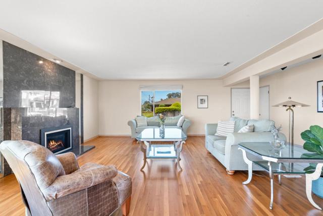 102 32nd Avenue, Santa Cruz CA: https://media.crmls.org/mediaz/7c5a6dca-b3db-4d68-94be-931973b9e6eb.jpg