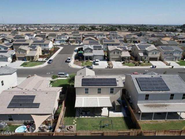 Detail Gallery Image 13 of 15 For 5829 Commonwealth Ave, Bakersfield,  CA 93313 - 3 Beds | 3 Baths