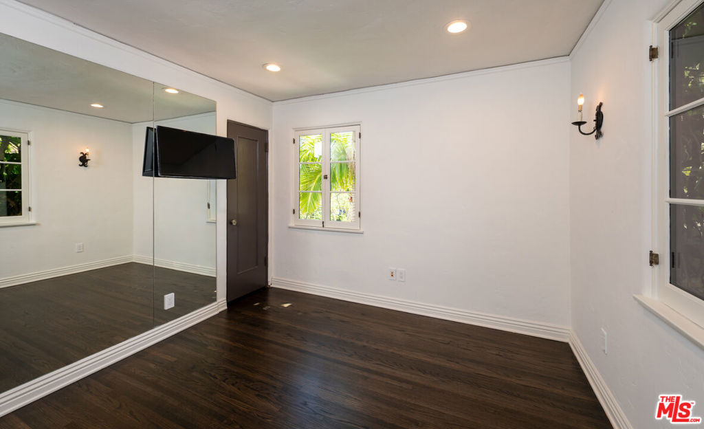 MLS #26859411 image #20