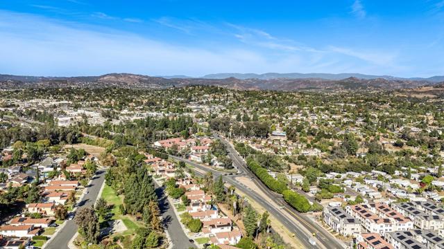 Detail Gallery Image 34 of 38 For 2317 Stardust, Escondido,  CA 92025 - 2 Beds | 2/1 Baths