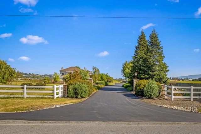 2340 Tennant Avenue, Morgan Hill CA: https://media.crmls.org/mediaz/7c5bec55-8b5d-425c-ac12-9ac70e3adf33.jpg