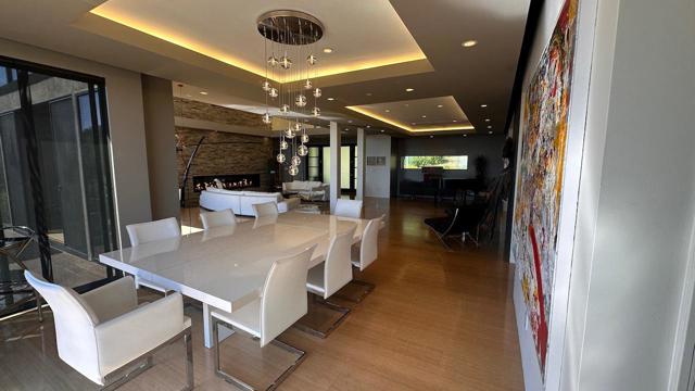24860 Olive Tree Lane, Los Altos Hills CA: https://media.crmls.org/mediaz/7c5c411e-755e-4b7c-b70c-5a0b95822307.jpg