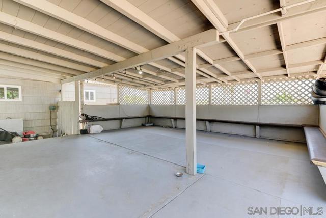 Image 17 of 21 For 845 13th St  Master Sui