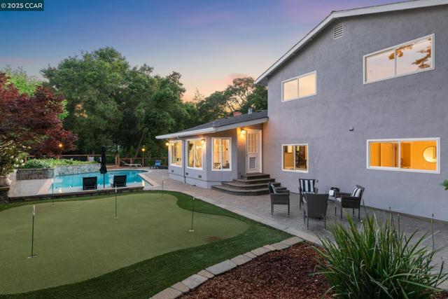 36 Playa Ct, San Ramon CA: https://media.crmls.org/mediaz/7c5db3f4-d817-4865-b073-c27c7eea3650.jpg