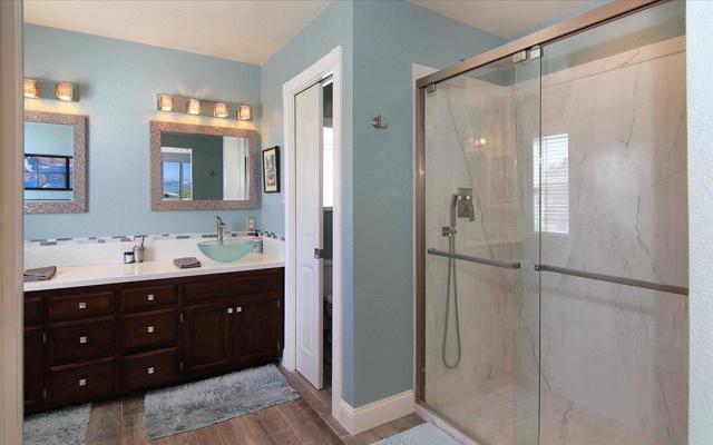 2155 Beachwood Court, Hollister CA: https://media.crmls.org/mediaz/7c5e2bfb-c1b0-42f7-89e9-eb32a47407bc.jpg
