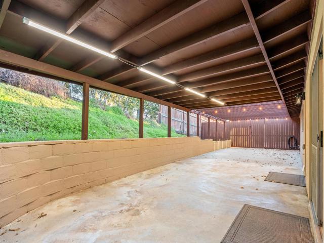 Detail Gallery Image 41 of 53 For 1130 Pebble Springs Ln, Escondido,  CA 92026 - 3 Beds | 2 Baths