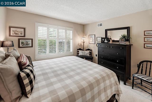 1301 Leisure Ln, Walnut Creek CA: https://media.crmls.org/mediaz/7c5f5b2d-0672-48a8-9dc2-b1a5c8f8251a.jpg