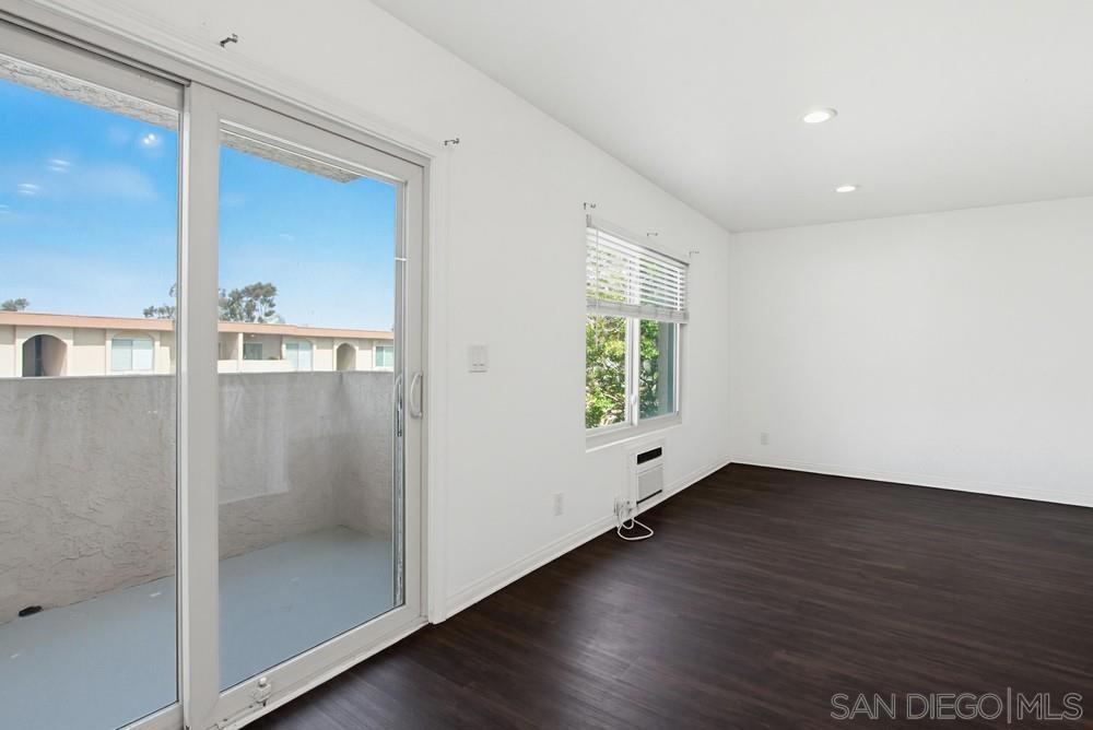 9598 Carroll Canyon - photo 13