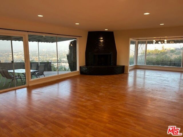 3641 Sunswept Drive, Studio City CA: https://media.crmls.org/mediaz/7c5ffdc7-de5b-47a2-a143-4bdbc2be2960.jpg