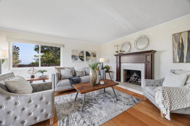 224 Lyndhurst Avenue, Belmont CA: https://media.crmls.org/mediaz/7c60b489-4c12-4538-9597-bf746a28c38e.jpg