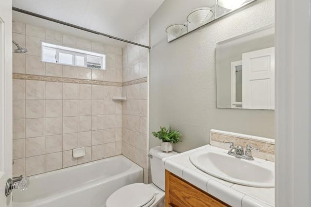 2995 Day Road, Gilroy CA: https://media.crmls.org/mediaz/7c615c28-d188-4354-b884-6beaab1e296d.jpg