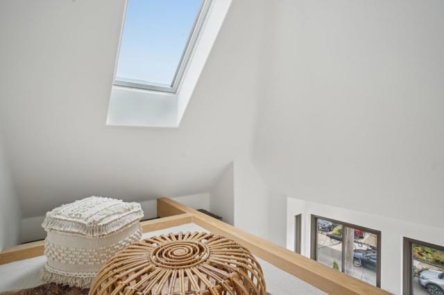 2183 45th Avenue, San Francisco CA: https://media.crmls.org/mediaz/7c61ddd6-727a-48b5-930e-3ea186c290e7.jpg