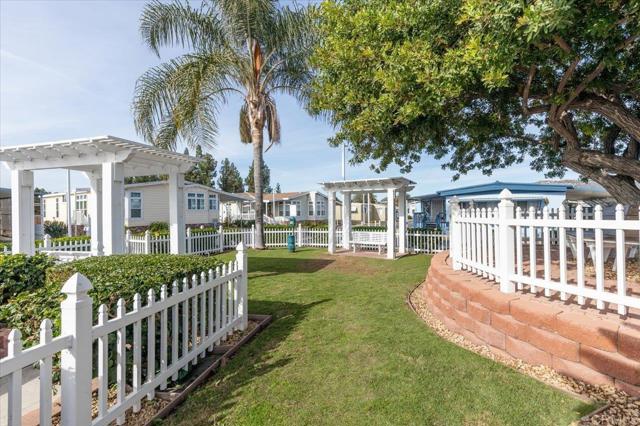 Detail Gallery Image 38 of 39 For 2280 E Valley Pkwy #4,  Escondido,  CA 92027 - 2 Beds | 2 Baths