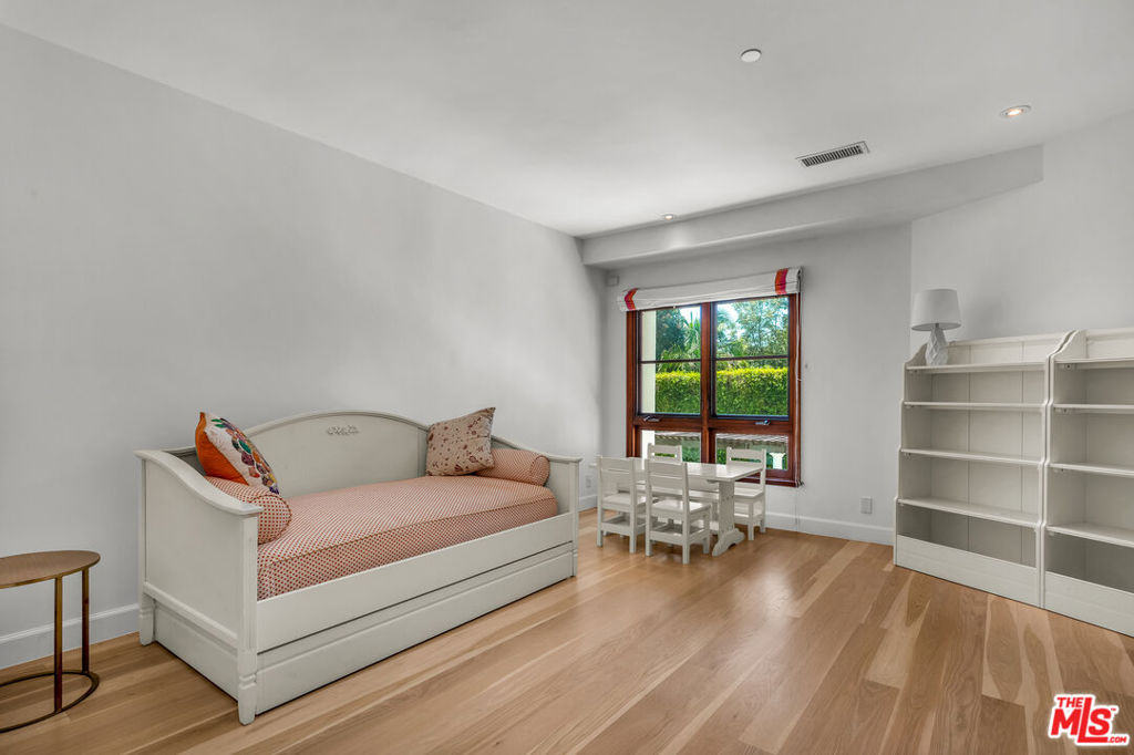 MLS #26858295 image #43