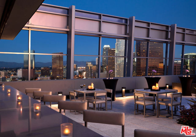 900 W Olympic Boulevard, Los Angeles CA: https://media.crmls.org/mediaz/7c62dffe-e9fd-4850-8649-d366c579f964.jpg