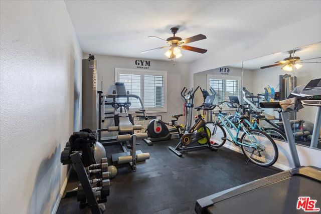 Image 24 of 39 For 7915 Saddletree Court