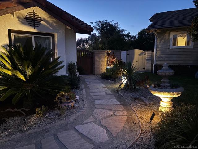 13074 Maritime, San Diego CA: https://media.crmls.org/mediaz/7c631d36-2629-447b-8f54-ec6b19e20056.jpg